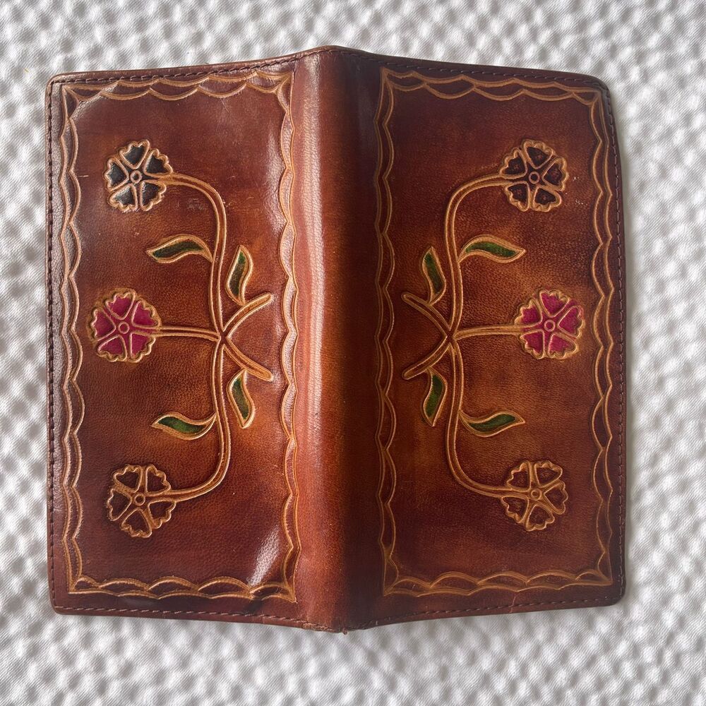 Vintage Women's Antiqued Brown Genuine Leather Embossed Floral Rare Wallet - Picture 3 of 9